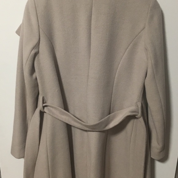 T Tahari Marla Soft Gray Wrap Coat - Picture 3 of 4